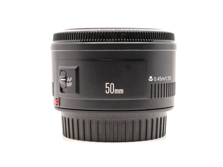 Canon EF 50mm f/1.8 II 