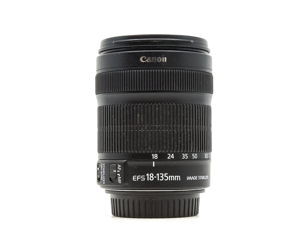 Canon EF-S 18-135mm f/3.5-5.6 IS · imagen principal