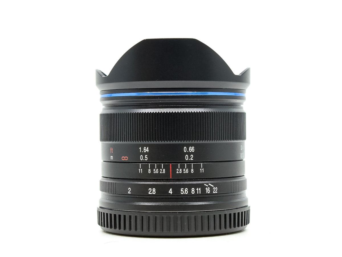 Laowa 7.5mm f/2 - Micro Four Thirds fit · imagen principal