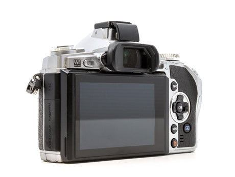 Olympus OM-D E-M1 