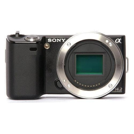 Nex-5 - Black + Sony E PZ 16-50mm f/3.5-5.6 OSS f/3.5-5.6 