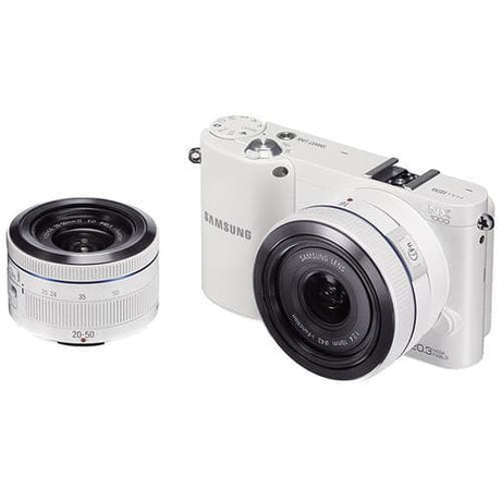NX1000 - White + Samsung NX 20-50 mm f/3.5-5.6 ED f/3.5-5.6