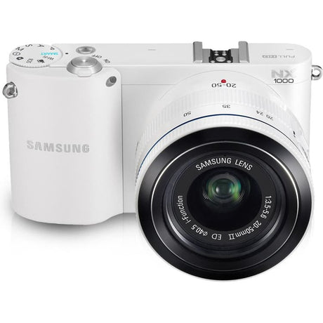 NX1000 - White + Samsung NX 20-50 mm f/3.5-5.6 ED f/3.5-5.6