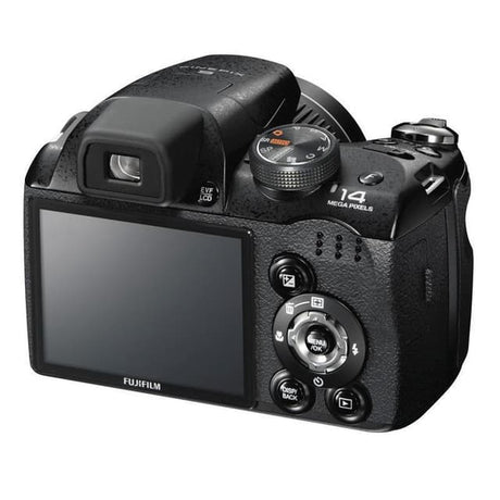 FinePix S3400 Compact Camera - Black + Fujifilm Super EBC Fujinon Lens 28X Zoom 24-672mm f/3.1-5.9 f/3.1-5.9 
