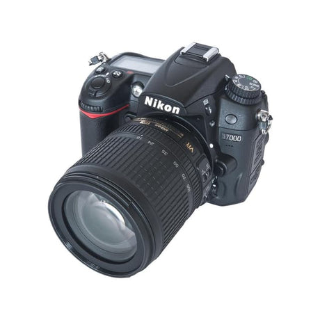 SLR D7000 - Black + Nikon AF-S Nikkor 18-105mm f/3.5-5.6G ED f/3.5-5.6 