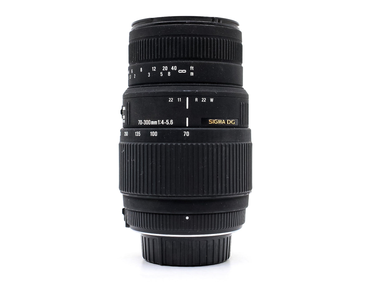 Sigma 70-300mm f/4-5.6 Macro - Nikon fit · imagen principal