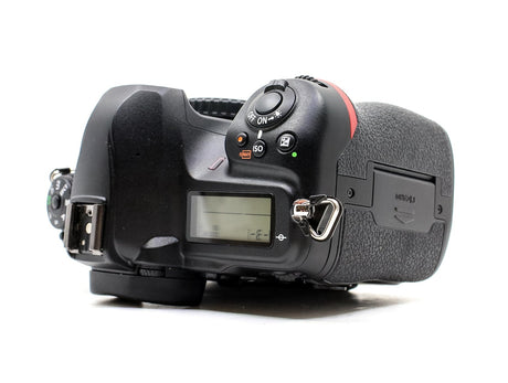 Nikon D780