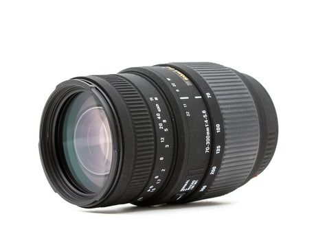 Sigma 70-300mm f/4-5.6 DG Macro - Sigma SA Fit