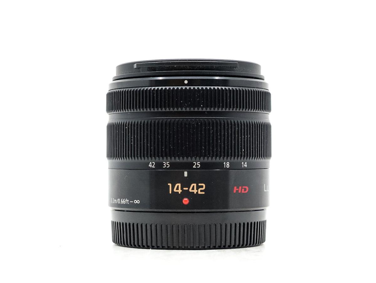 Panasonic Lumix G Vario 14-42mm f/3.5-5.6 II ASPH Mega OIS  · main image