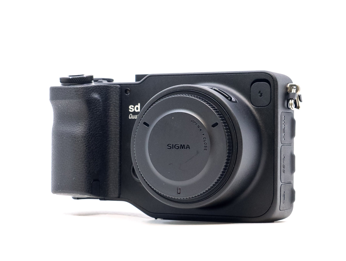 Sigma SD Quattro · main image