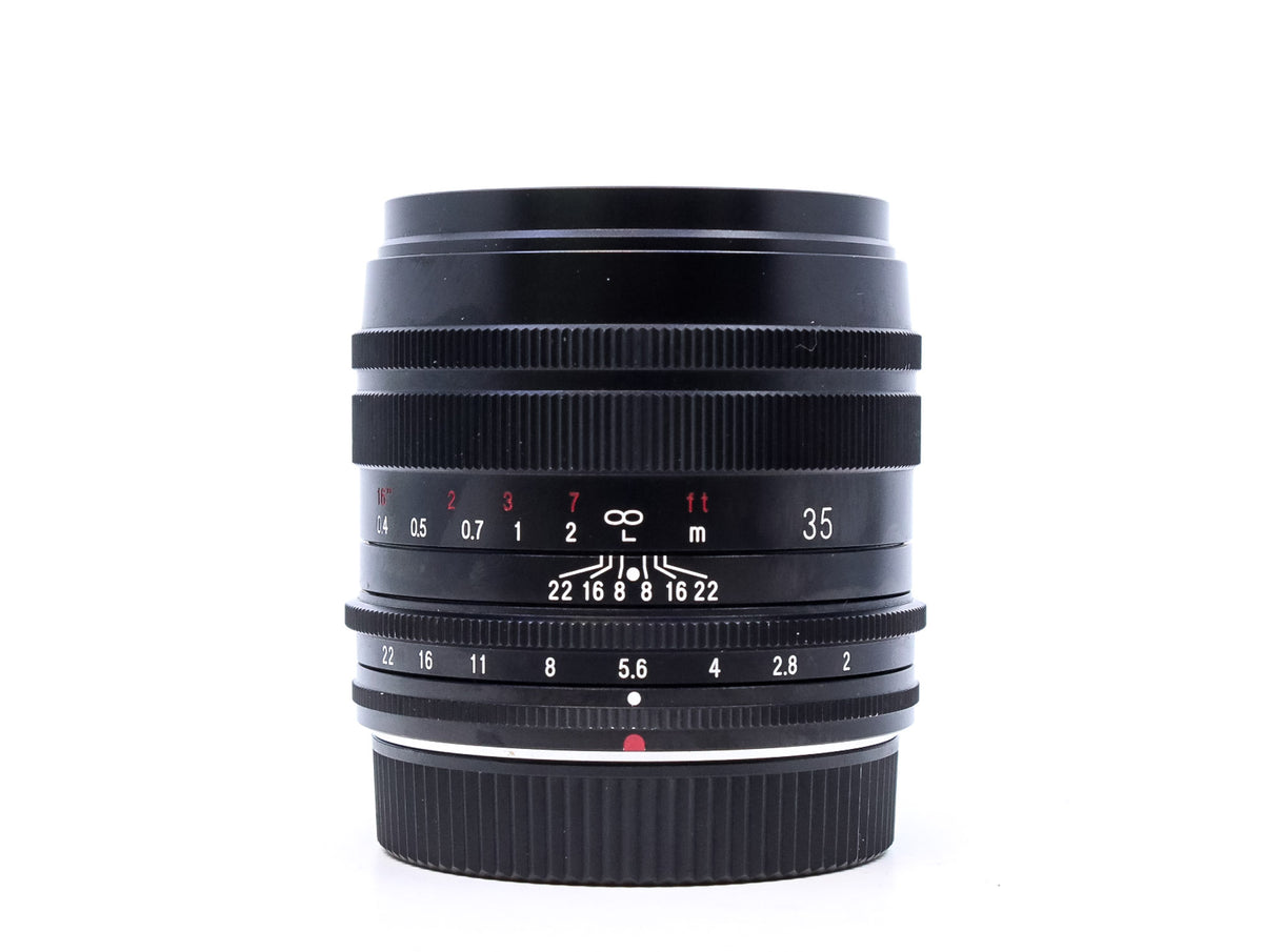 Voigtländer 35mm f/2 Macro Apo-Ultron - Fujifilm X Fit · main image