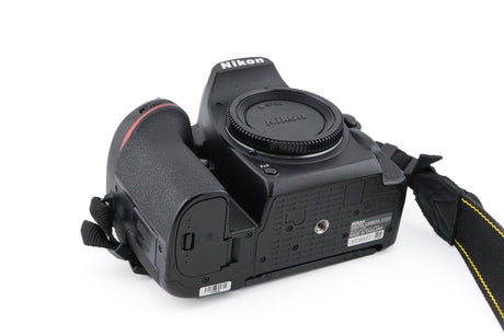 Nikon D7500 (Body) 