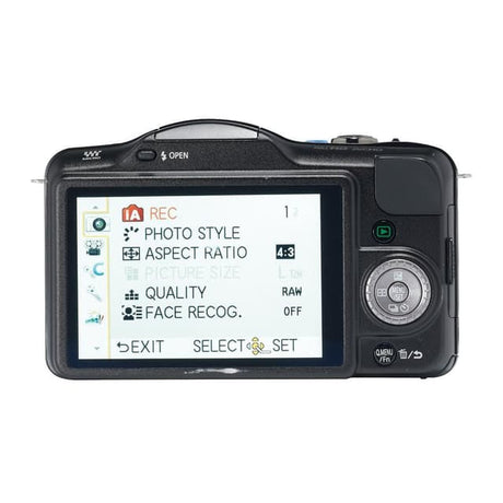 Panasonic DMC-GF3 - Black + Panasonic Lumix G Vario 14-42 mm f/3.5-5.6 f/3.5-5.6