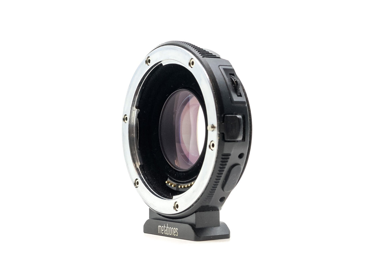 Metabones EF to Micro Four Thirds T Speed Booster ULTRA 0.71x · imagen principal