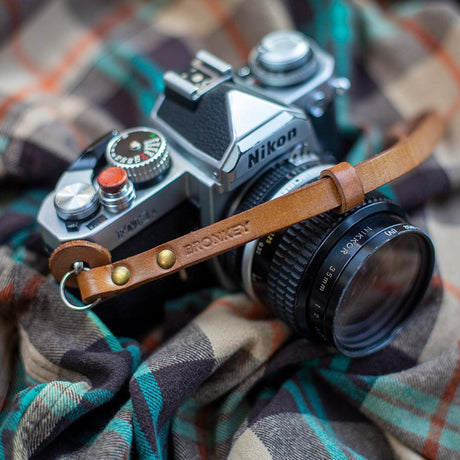 Berlin #203 - Tanned Leather camera strap