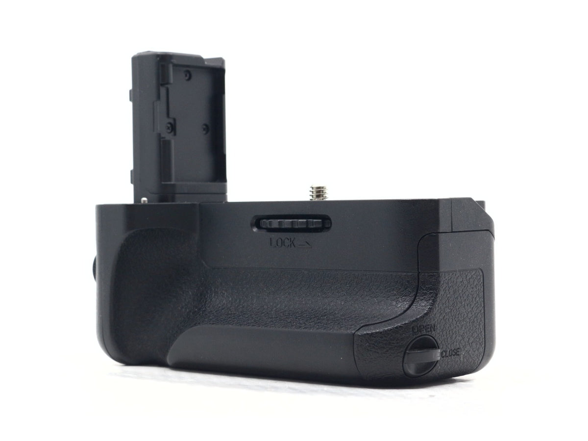 NEEWER VG-C2EM Battery Grip · main image