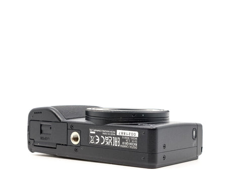 Ricoh GR IV