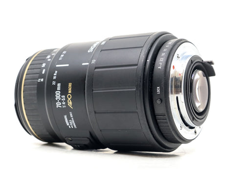 Sigma 70-300mm f/4-5.6 APO Macro  - Pentax Fit