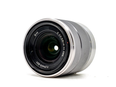 Sony E 18-55mm f/3.5-5.6 OSS