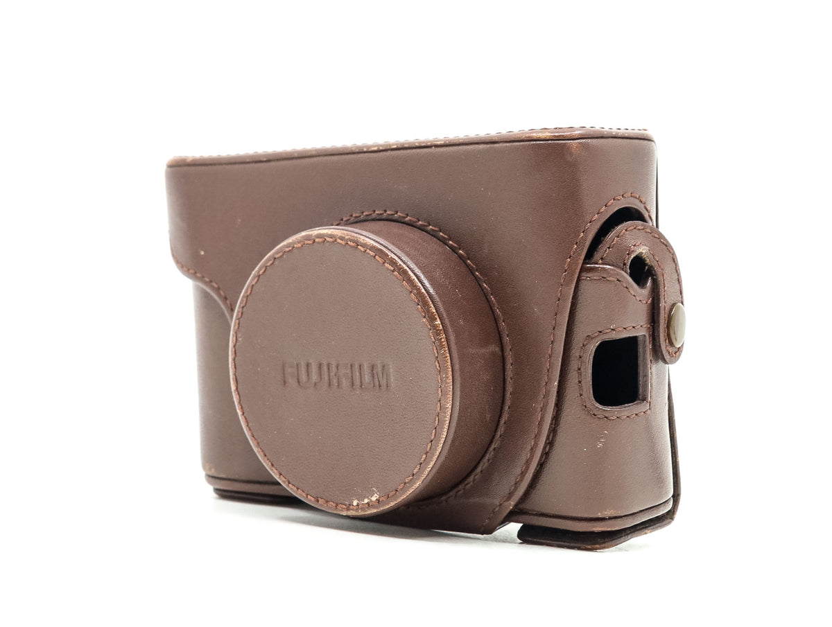 Fujifilm LC-X Leather Case · imagen principal
