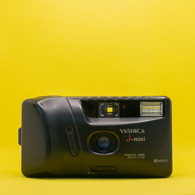 Yashica J Mini F3.5 - 35mm Compact Film Camera de segunda mano en Camera Market