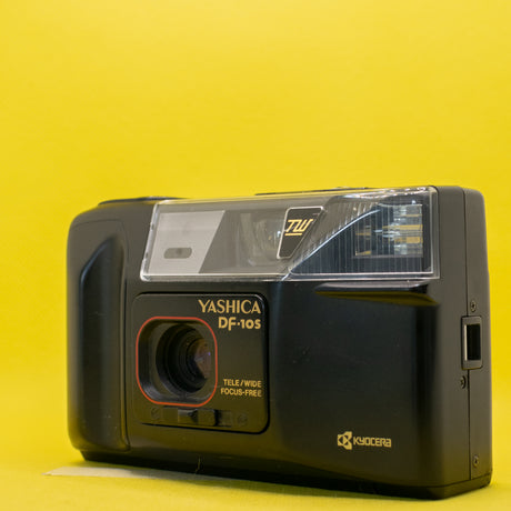 Yashica DF-10S - Cámara Analógica Compacta de 35mm