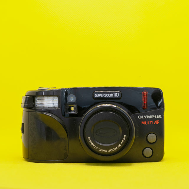 Olympus Superzoom 110 - 35mm Film Camera de segunda mano en Camera Market